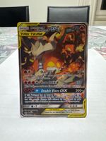 Pokemon Karte Reshiram & Charizard GX guter Zustand