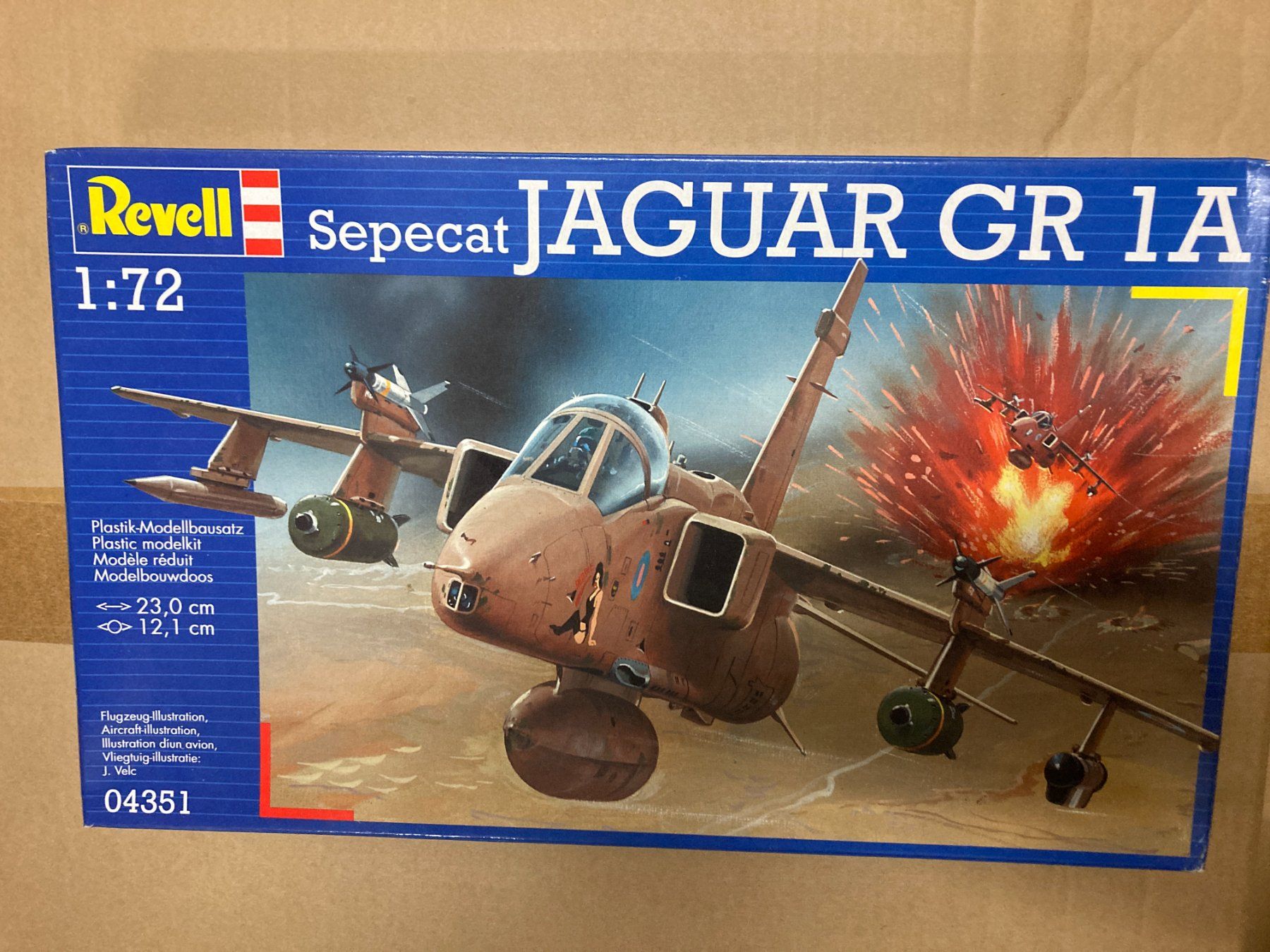Revell Kit di modellismo & Modellini statici: Flugzeug Plastikbausatz – Nuovo (secondo la descrizione) da Frauenfeld venduto da oli_hy8j