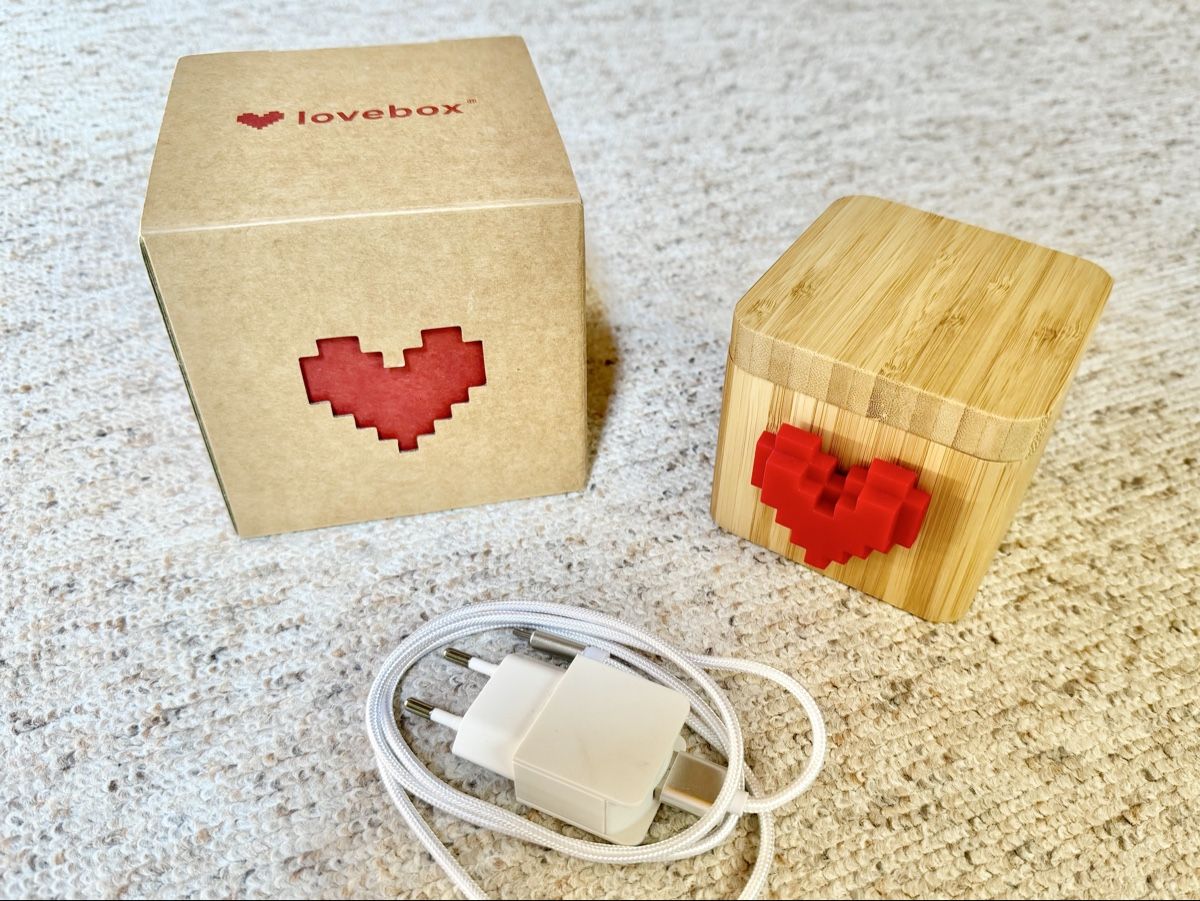 Wecker: Lovebox – Neu und originalverpackt aus Founex von Hyrienne