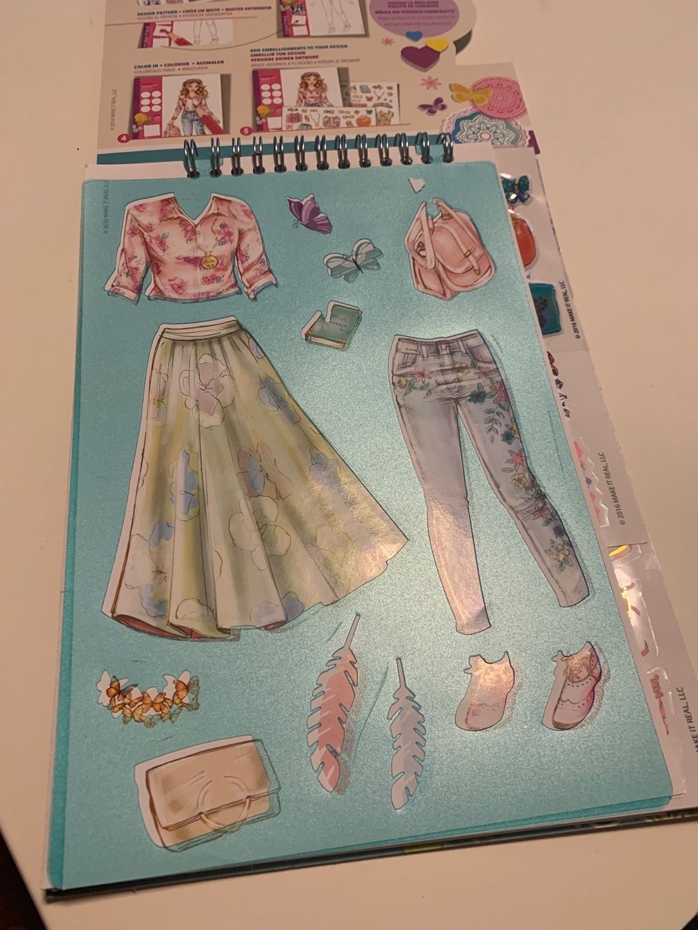 Bücher: ♥ Designer Collection make it real! Modedesign Skizzenbuch – Gebraucht aus Beromünster von msklef 2