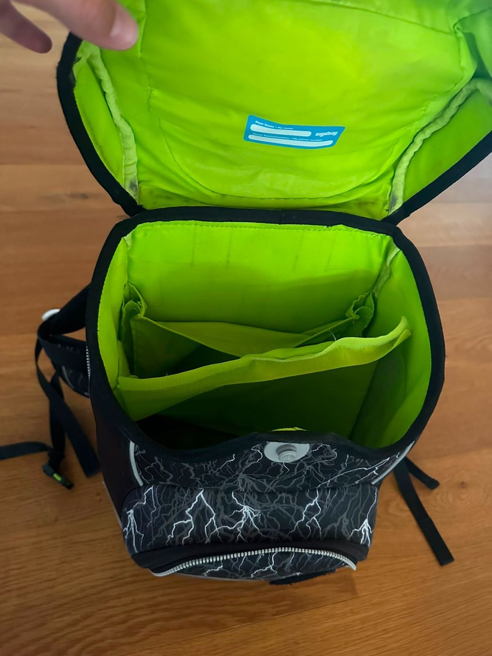 Ergobag Borse & Zaini: Ergobag Schulrucksack-Set – Usato da Laufen venduto da MoJo-2008 2