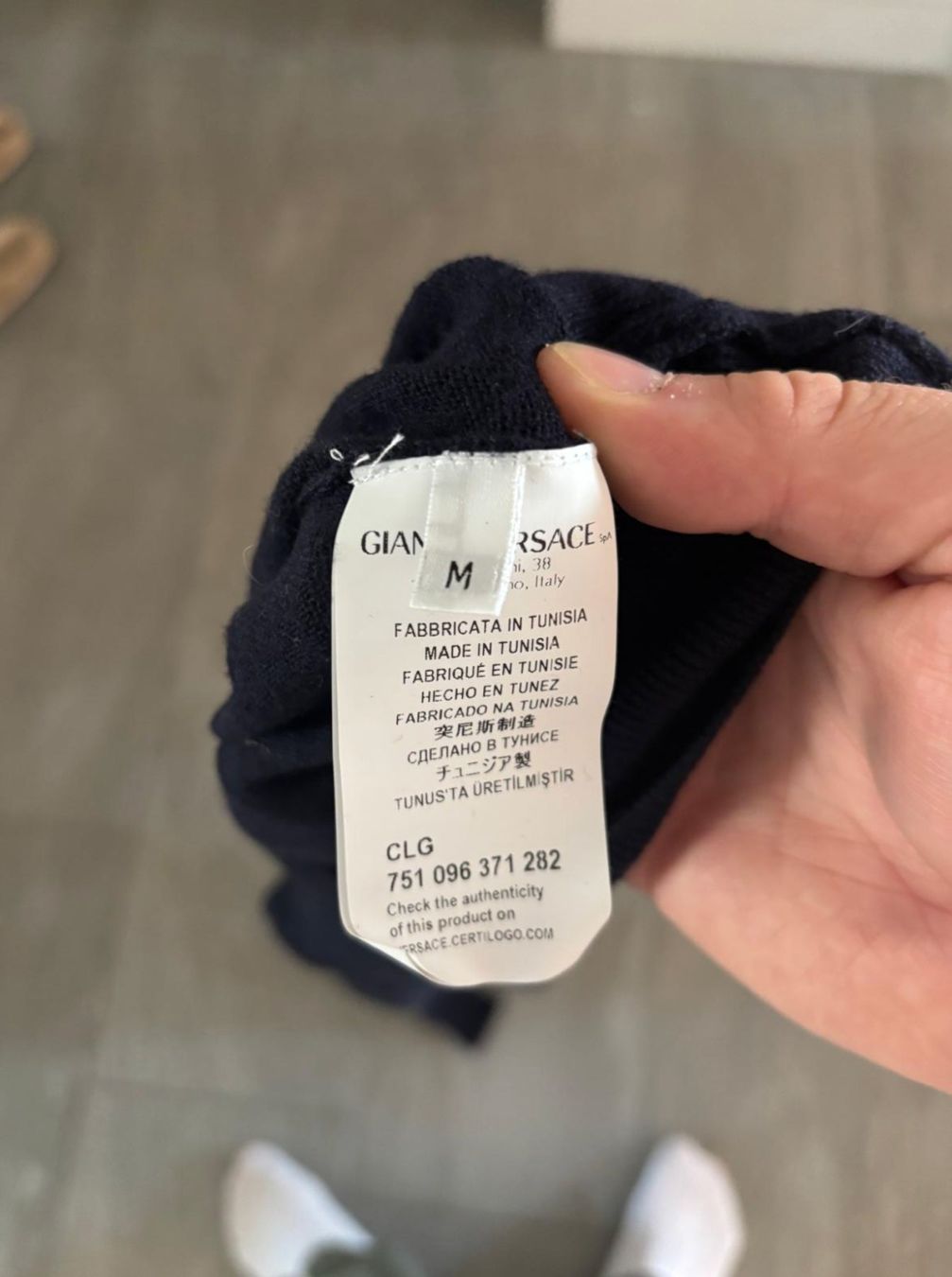 Versace Maglioni & Felpe: Versace Pullover Dunkelblau Grösse M – Usato da Männedorf venduto da jad_l7jg 3