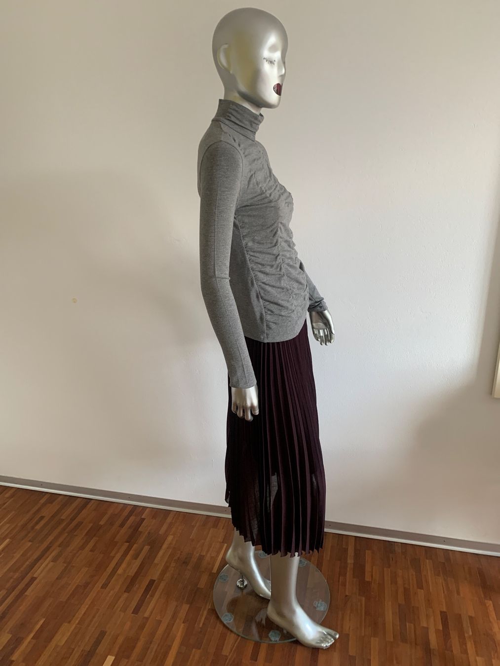 Akris Pullover & Sweatshirts: AKRIS: exklusiver, geraffter grauer Rollkragen-Pullover, 38 – Neu (gemäss Beschreibung) aus Luzern von paulablue 3