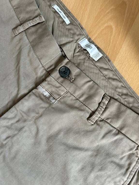 Closed Hosen: Chino Closed Grösse: 34 – Neu (gemäss Beschreibung) aus Niederglatt ZH von Julia_4 1