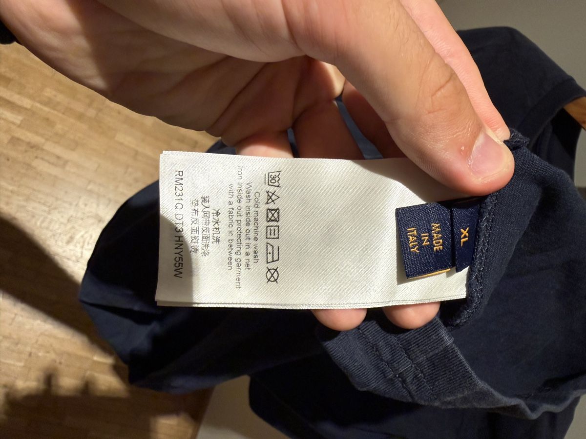 Louis Vuitton T-Shirts: Louis Vuitton Front Logo Tee – Gebraucht aus Genève von SG_73 2