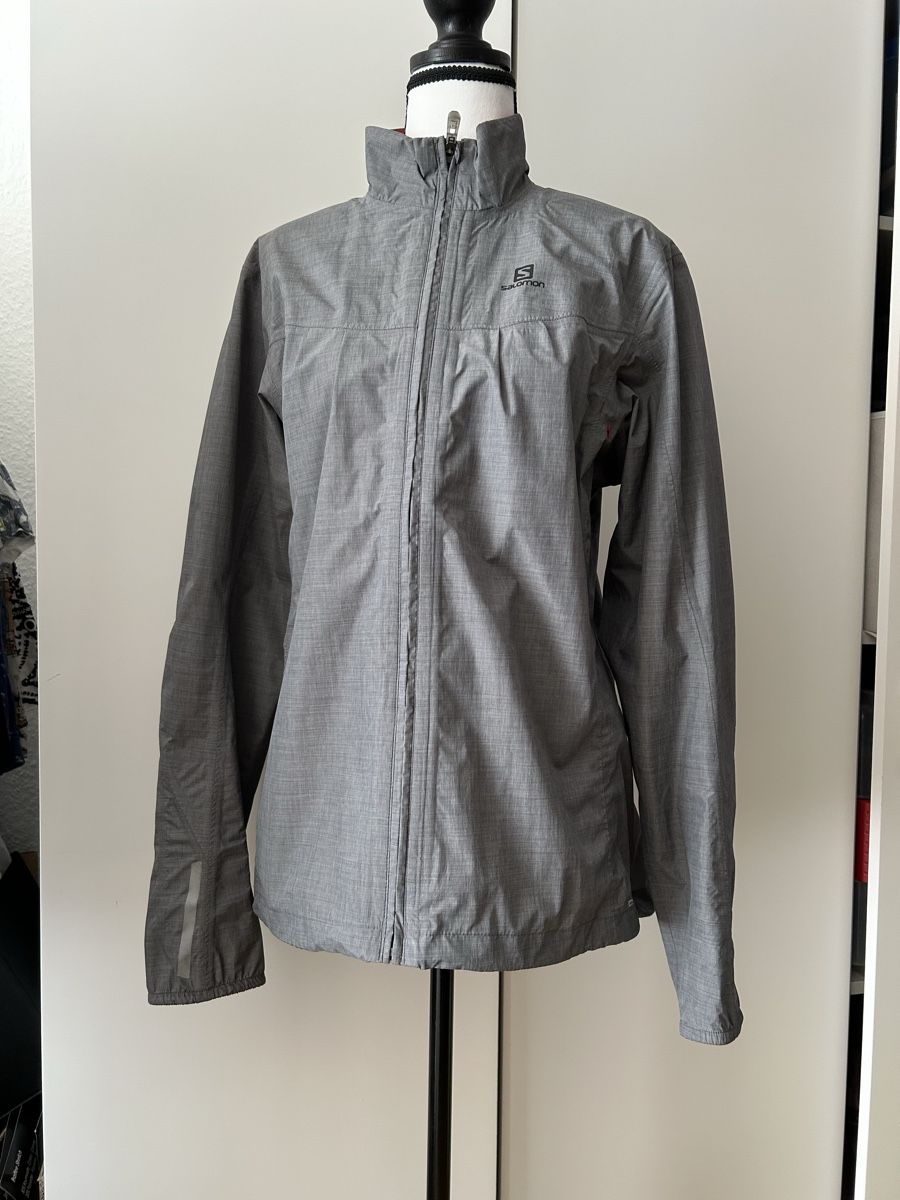 Salomon Jacken: Salomon Agile Wind Jacket, size L. Great condition. – Gebraucht aus Genève von NipponiaNippon 1