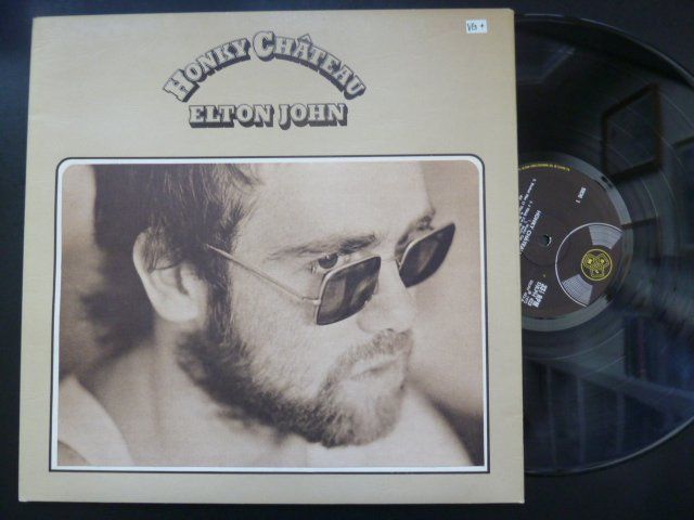 Dischi in vinile: Elton John - Honky Chateau  (VG+) – Usato da Au ZH venduto da sikoku