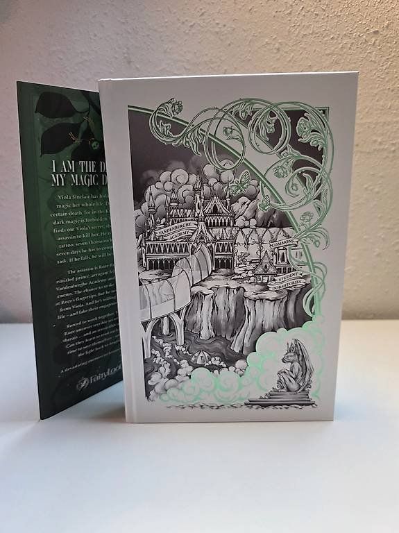 Livres: Fairyloot: Seven deadly Thorns – Neuf (Voir description) à Schlatt TG par severine99 1