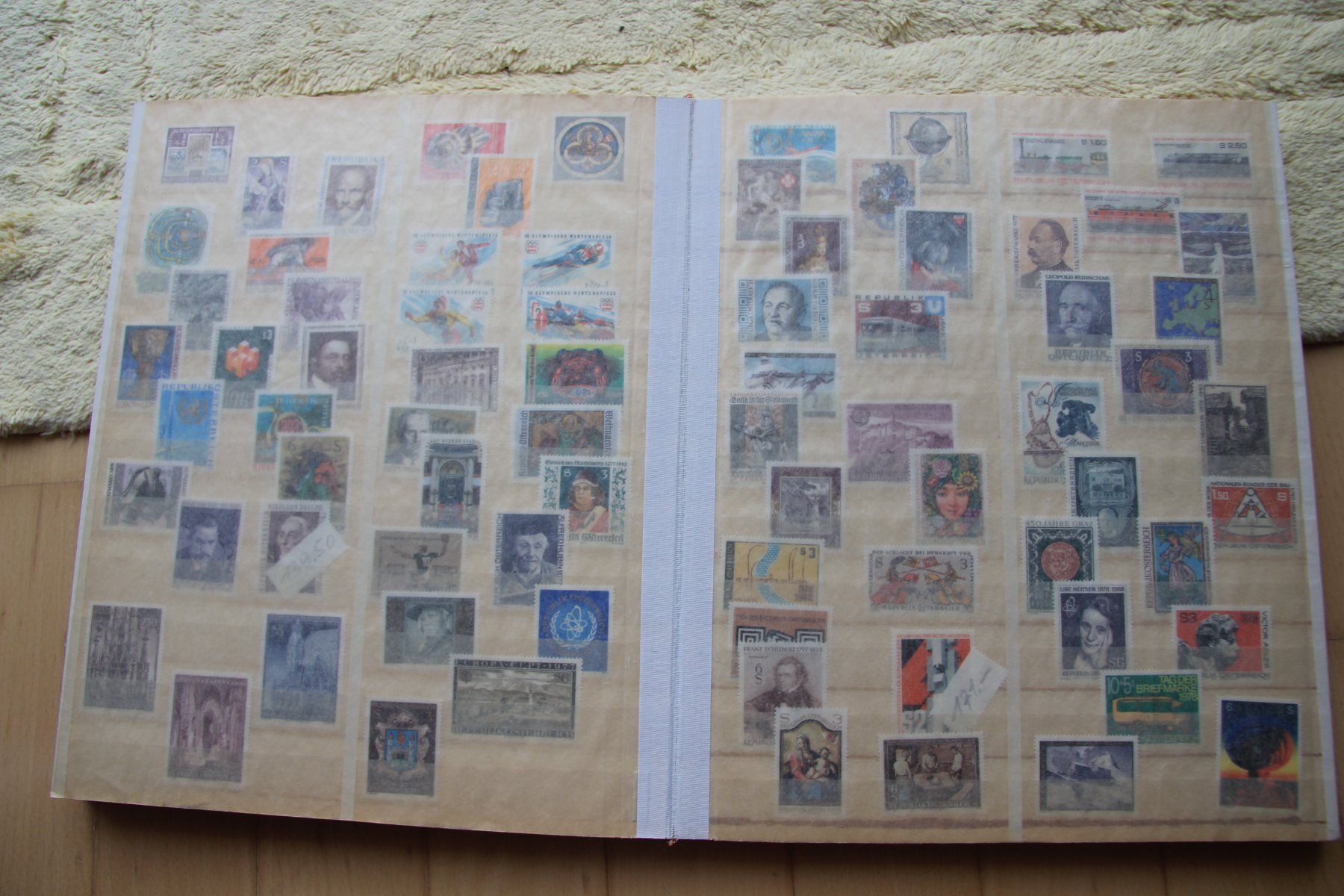 Tutti i francobolli: Österreich Briefmarkensammlung – Usato da Schlieren venduto da Sternstunde2 4