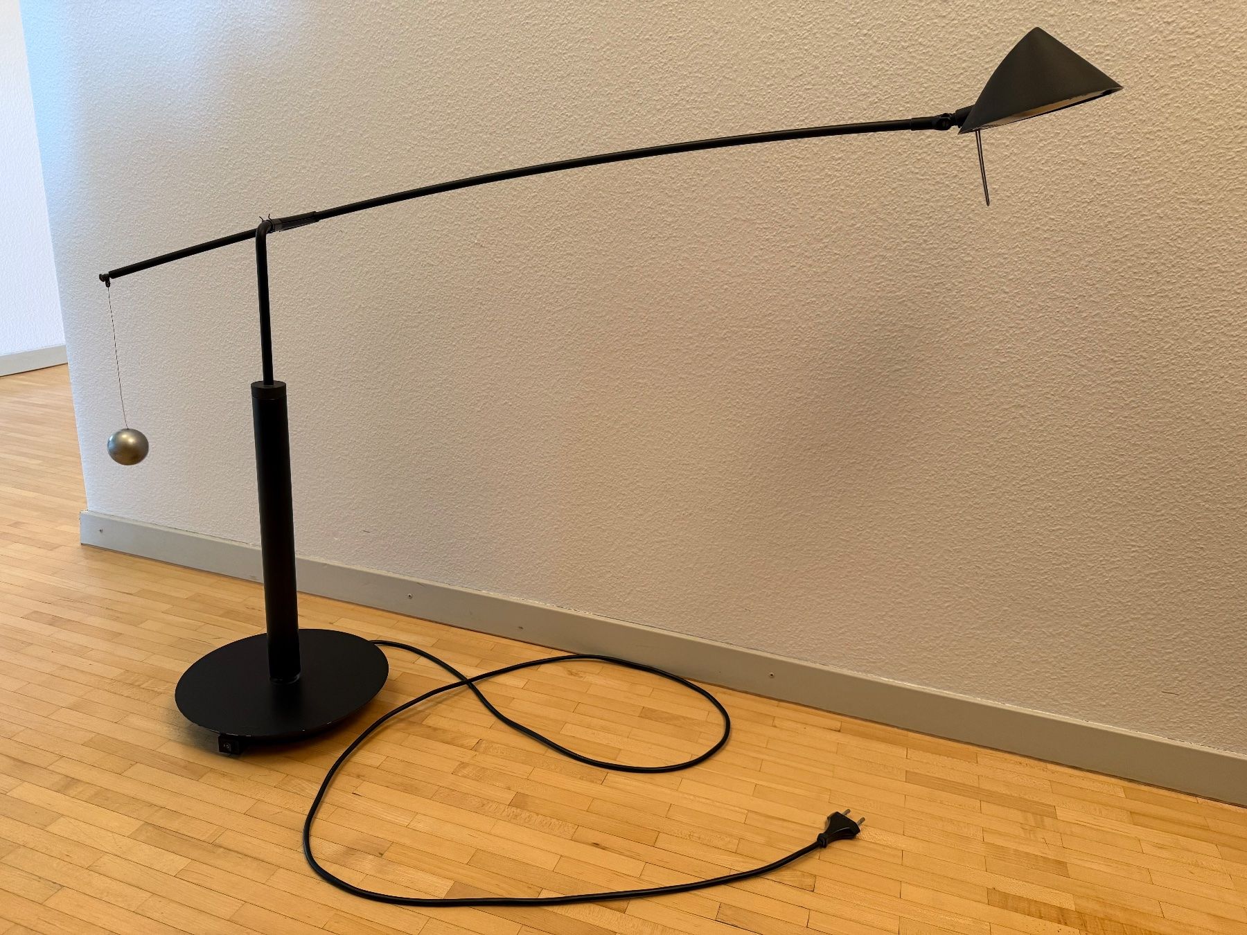 Artemide Lampes: Tischlampe Artemide Nestore – D'occasion à Horgen par anubis103