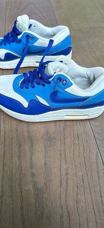 Nike Scarpe da donna: Nike Air Sneaker Gr. 36.5 – Usato da Dietikon venduto da lui_v6cj 1