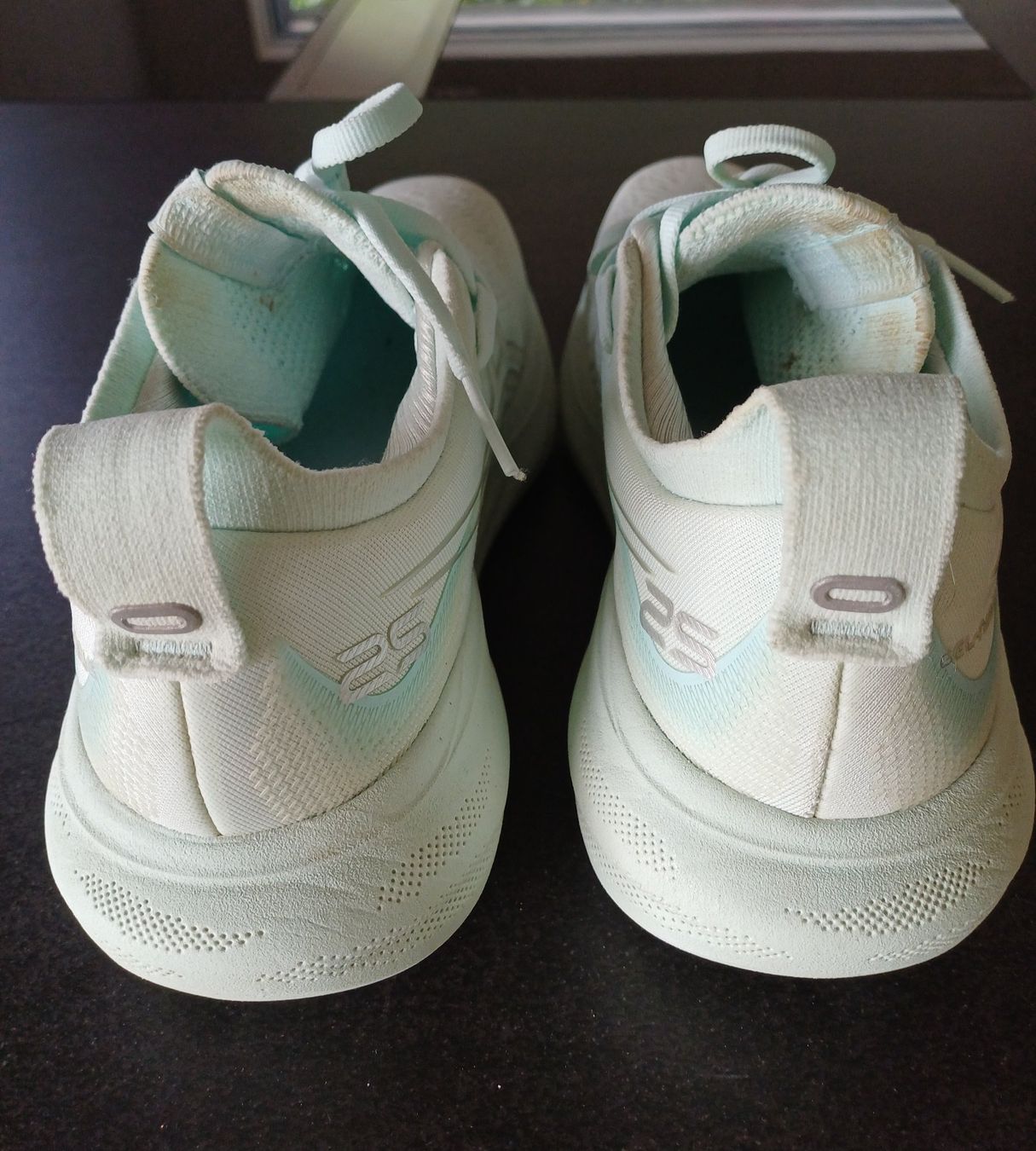 Asics Damenschuhe: Laufschuh von asics – Gebraucht aus Schmiedrued von muecle 2