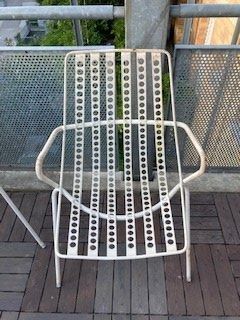 Stühle: Zwei Vintage Stühle weiss – Gebraucht aus Burgdorf von Jointler 2