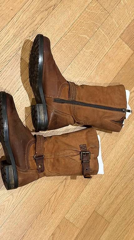 Chaussures femmes: Braune Marco Tozzi Damenstiefel Grösse 39 – D'occasion à Matten b. Interl par atc_p2hb 3