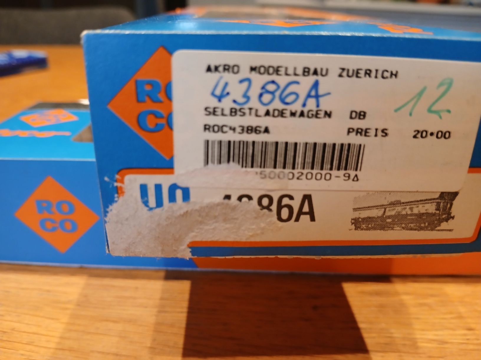 Roco Modellini di ferrovie: Neuer Güterwagen – Nuovo e nell'imballaggio originale da Bözen venduto da Kolumbus77 1