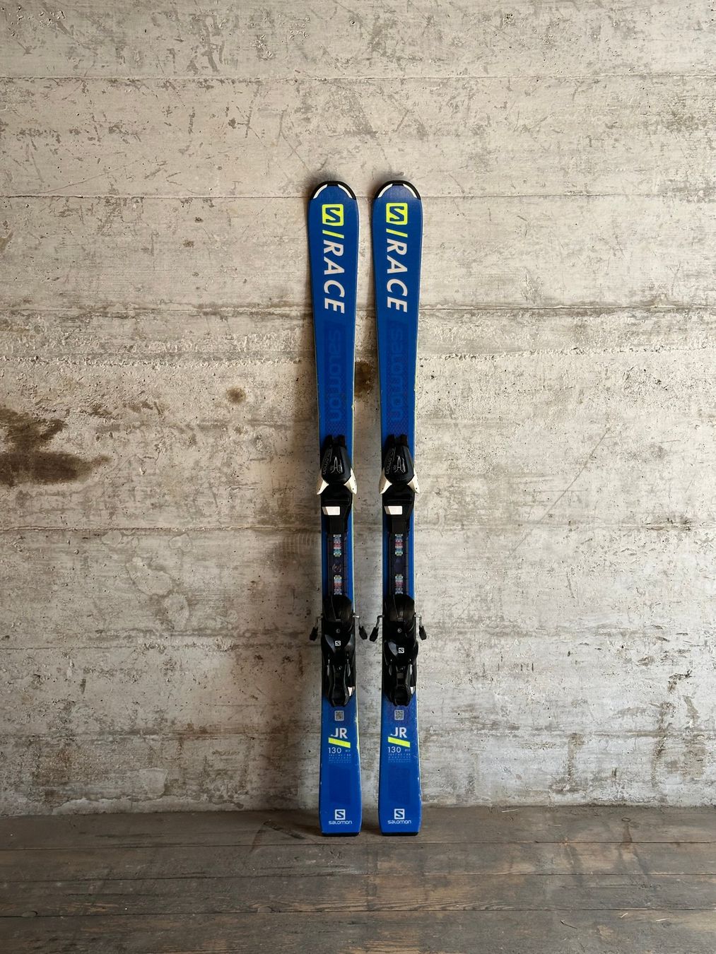 Sci: Salomon Kinderski 130cm – Usato da Emmenbrücke venduto da karkarkar