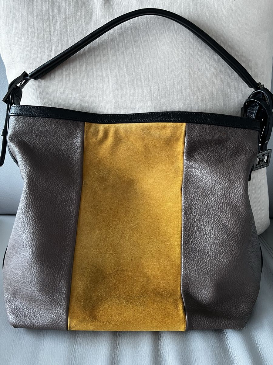 Coccinelle Taschen für Damen: Coccinelle Umhängetasche Leder – Gebraucht aus Zürich von ClosetKTT 1