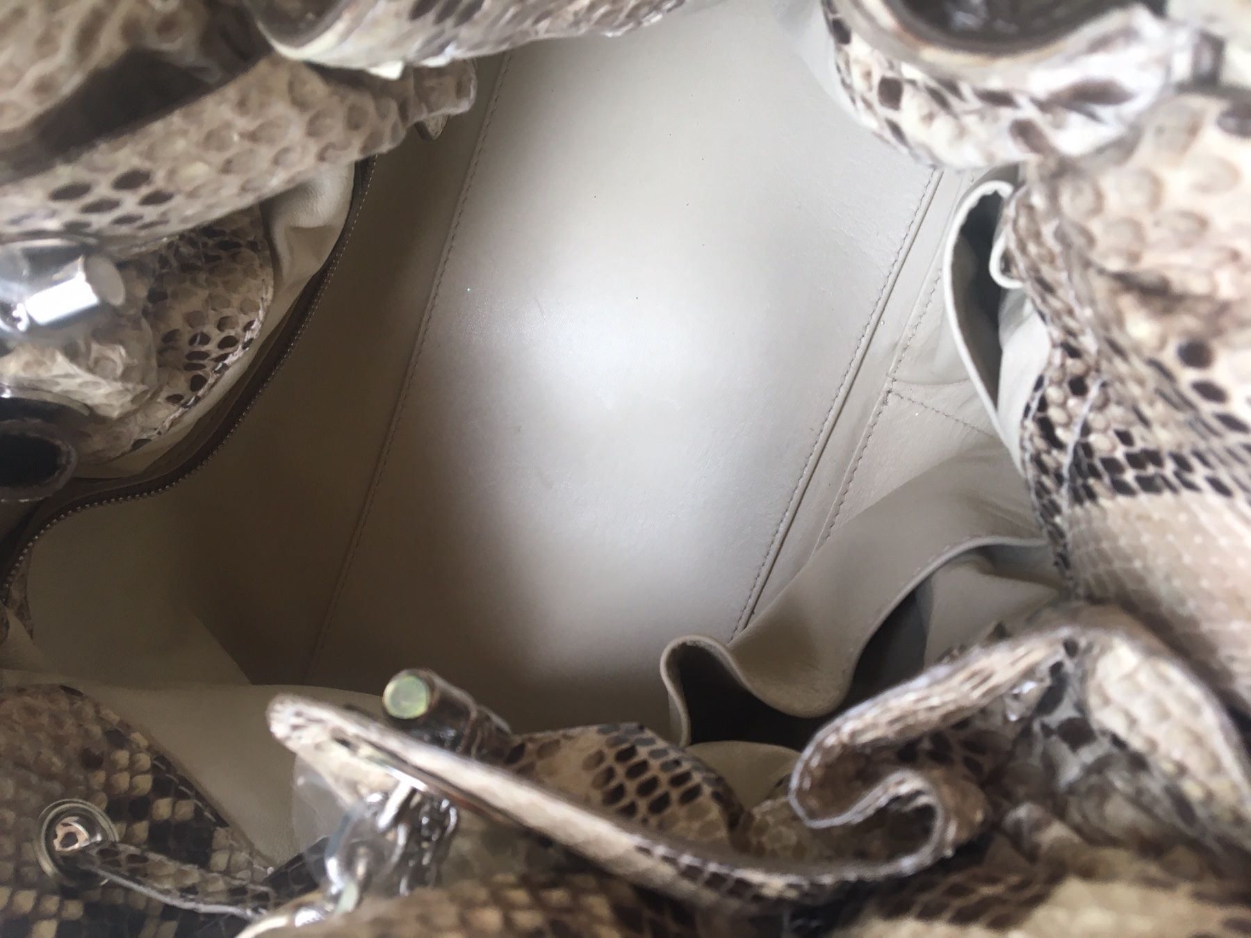 Dior Borse da donna: Schlangenledertasche von Dior – Nuovo e nell'imballaggio originale da Brione s. Minusio venduto da batwoman3 3