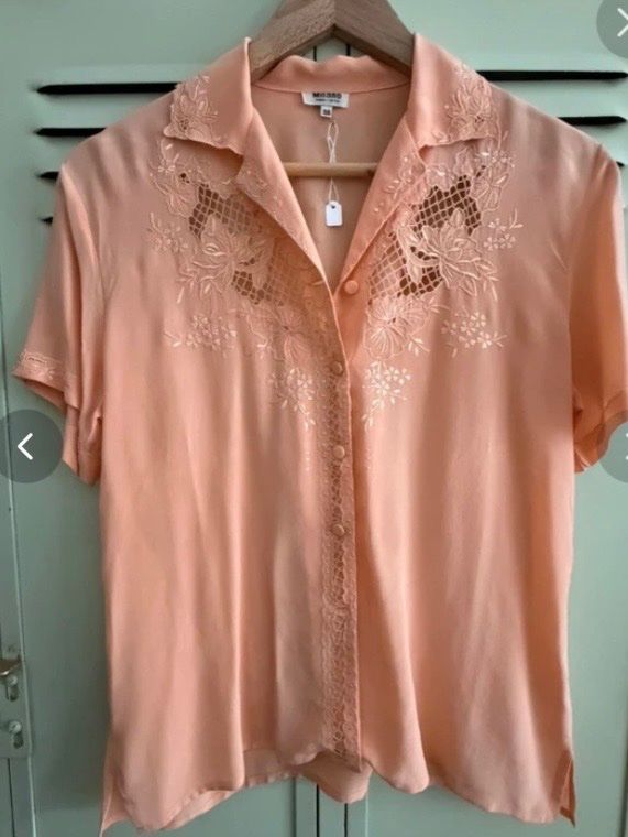 Camicette: Seidenbluse bestickt in Apricot – Usato da Basel venduto da NormaJean01 1
