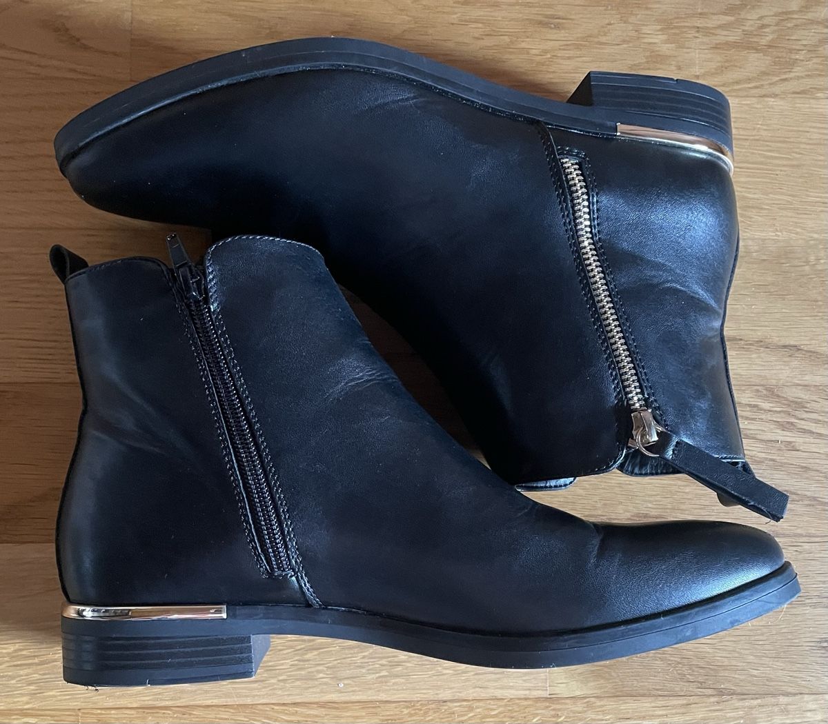 Graceland Scarpe da donna: Schwarze Stiefeletten Gr. 41 mit Reissverschluss – Usato da Bolligen venduto da A.bill 2