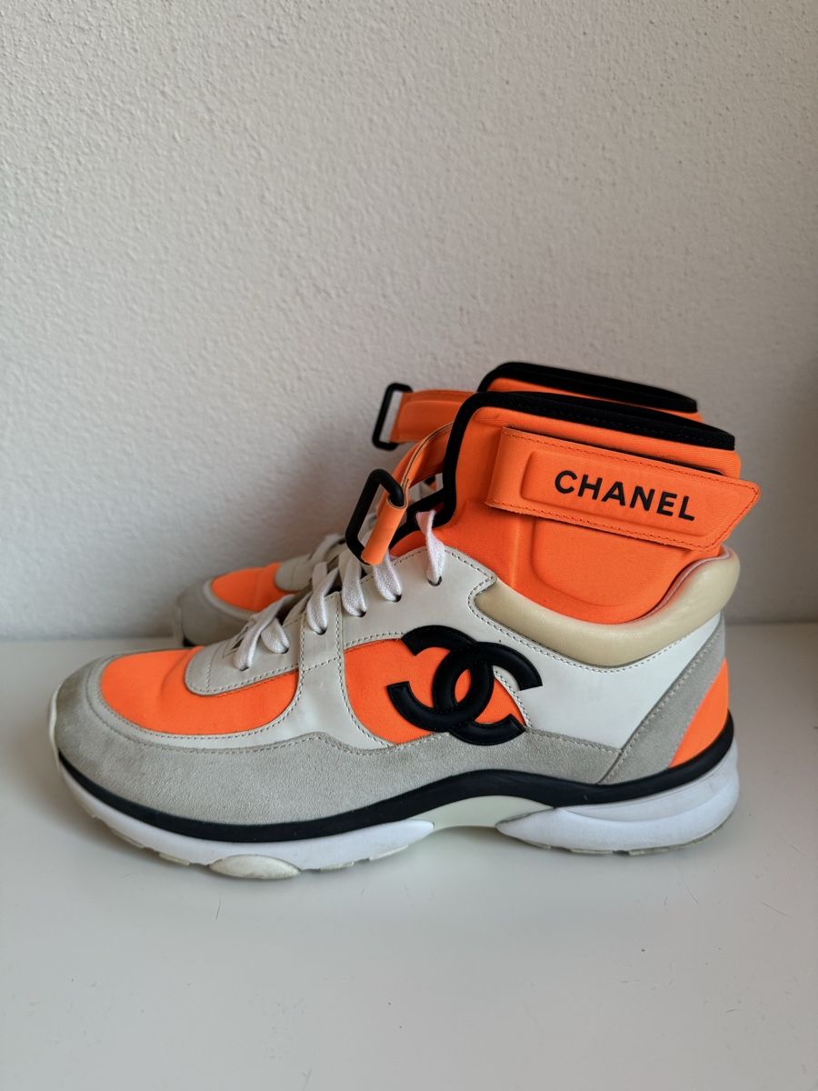 Chanel Scarpe da donna: Chanel Sneakers Turnschuhe – Usato da Winterthur venduto da 11.11