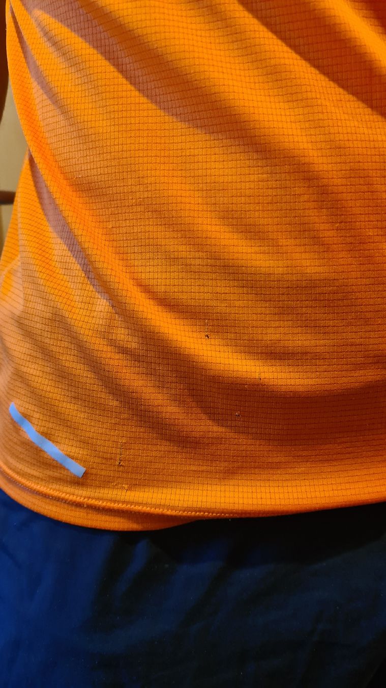 T-shirt: Tee-shirt light Hoka, taille S – Usato da Corbeyrier venduto da hel_t5mq 2