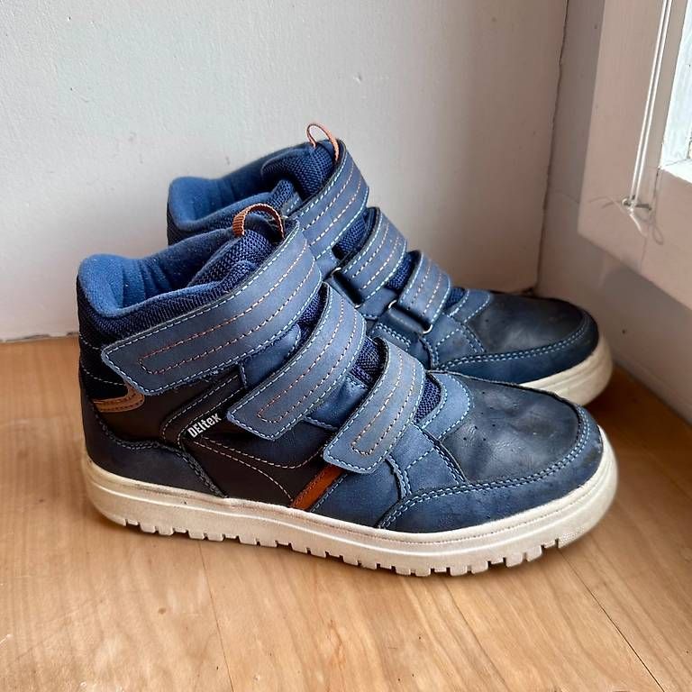 Schuhe für Jungen: Herbstschuhe Grösse 35 – Gebraucht aus Malans GR von aicul31 1