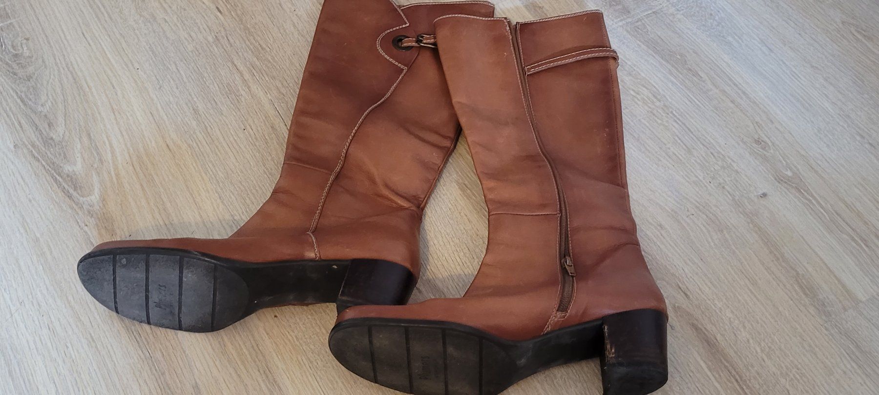 Scarpe da donna: Lederstiefel Damen – Usato da St. Silvester venduto da misterdollar 1