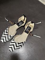 Shoes Bts pattern black white size 38 ankle strap