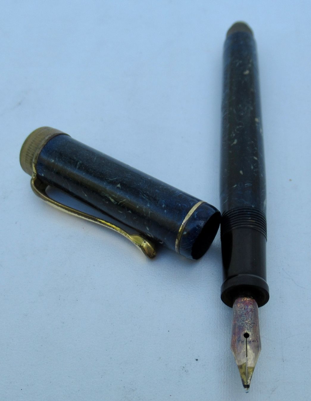 Konvolut 5 Federhalter - 4 Stahlfeder Und Einer Mit Goldfeder 14kt   Pullman