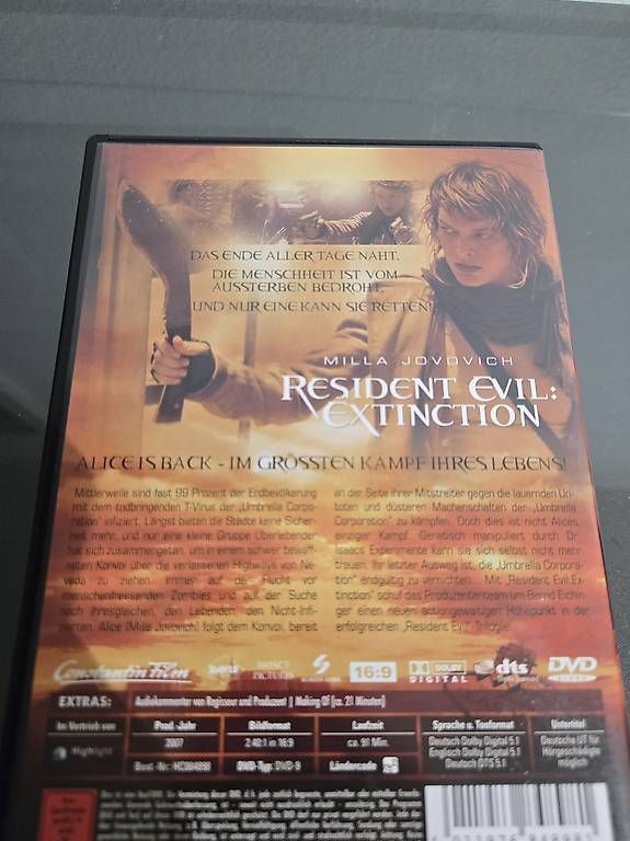 Tutti i DVDs: Resident Evil Extinction DVD – Usato da Nussbaumen AG venduto da ong_rgq2 1