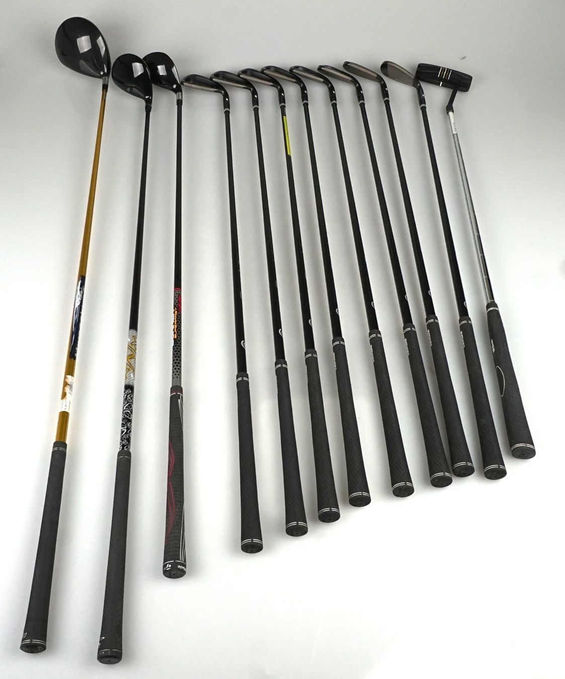 Mazze & Set: Mizuno Golftasche mit Schläger Set – Usato da Volketswil venduto da brockipfannenstil 4