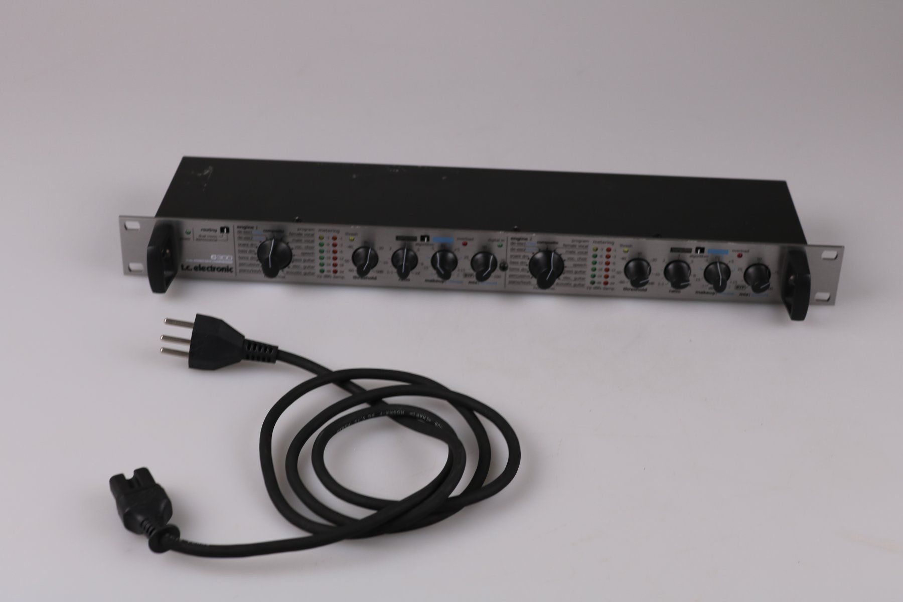TC Electronic Equalizzatori: TC Electronic C300 Dual Stereo Gate Studio Kompressor – Nuovo (secondo la descrizione) da Volketswil venduto da brockipfannenstil 1
