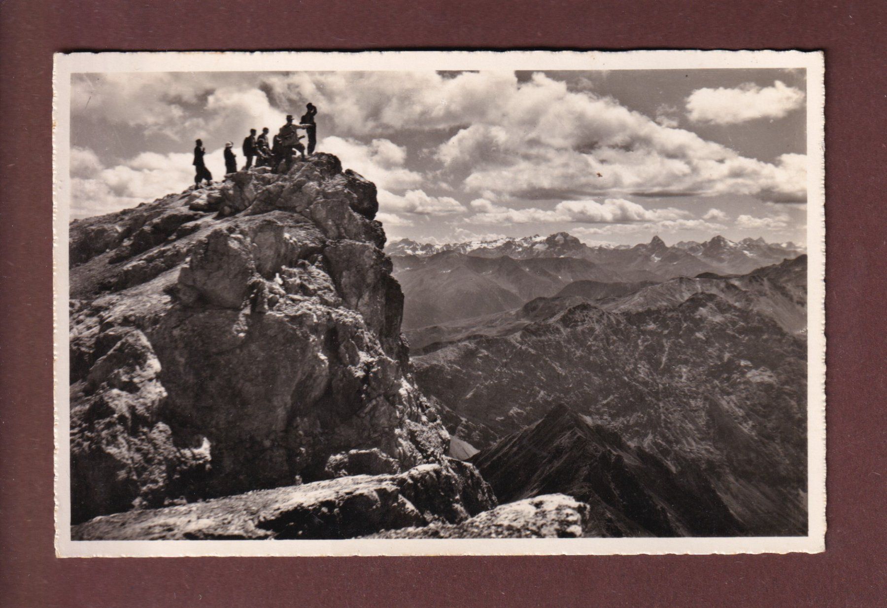 Cartoline postali: WEISSFLUH-GIPFEL - Leute – Usato da Pully venduto da nicecards-shop
