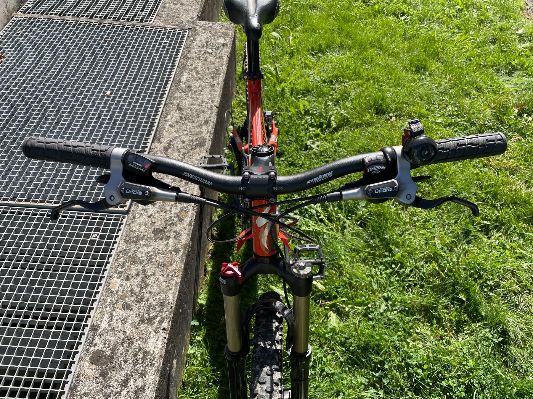 Specialized Biciclette: Specialized Enduro Comp 26“ – Usato da Zürich venduto da  6