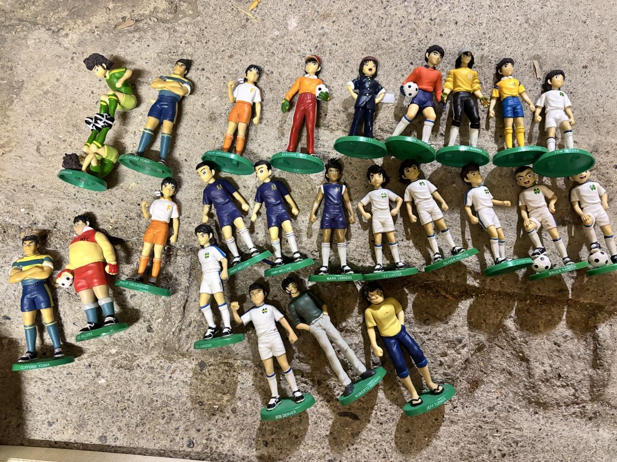 Statuette: Lot de 24 figurines Captain Tsubasa – Usato da Vevey venduto da mar_q6ms