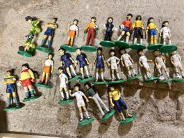 Lot de 24 figurines Captain Tsubasa