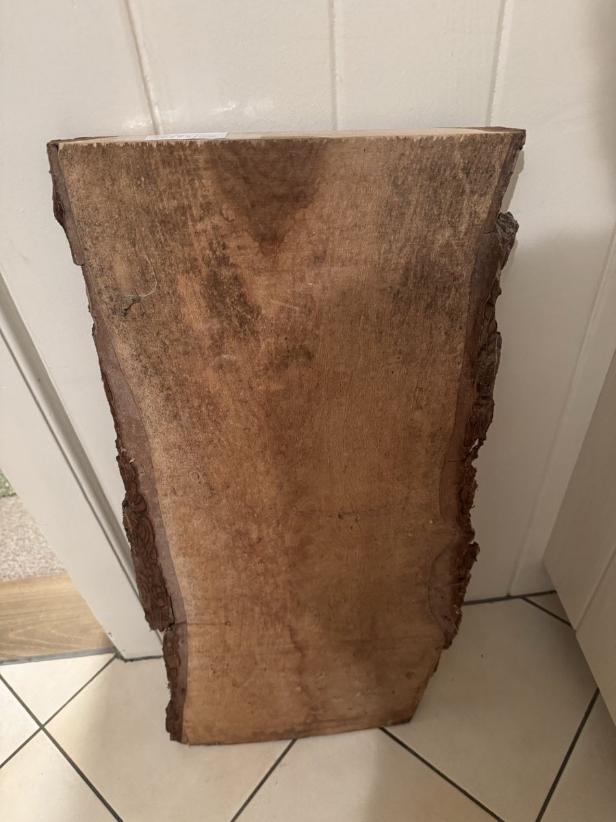 Holzartikel: Nussbaum Brett – Gebraucht aus Frick von nannali98 1