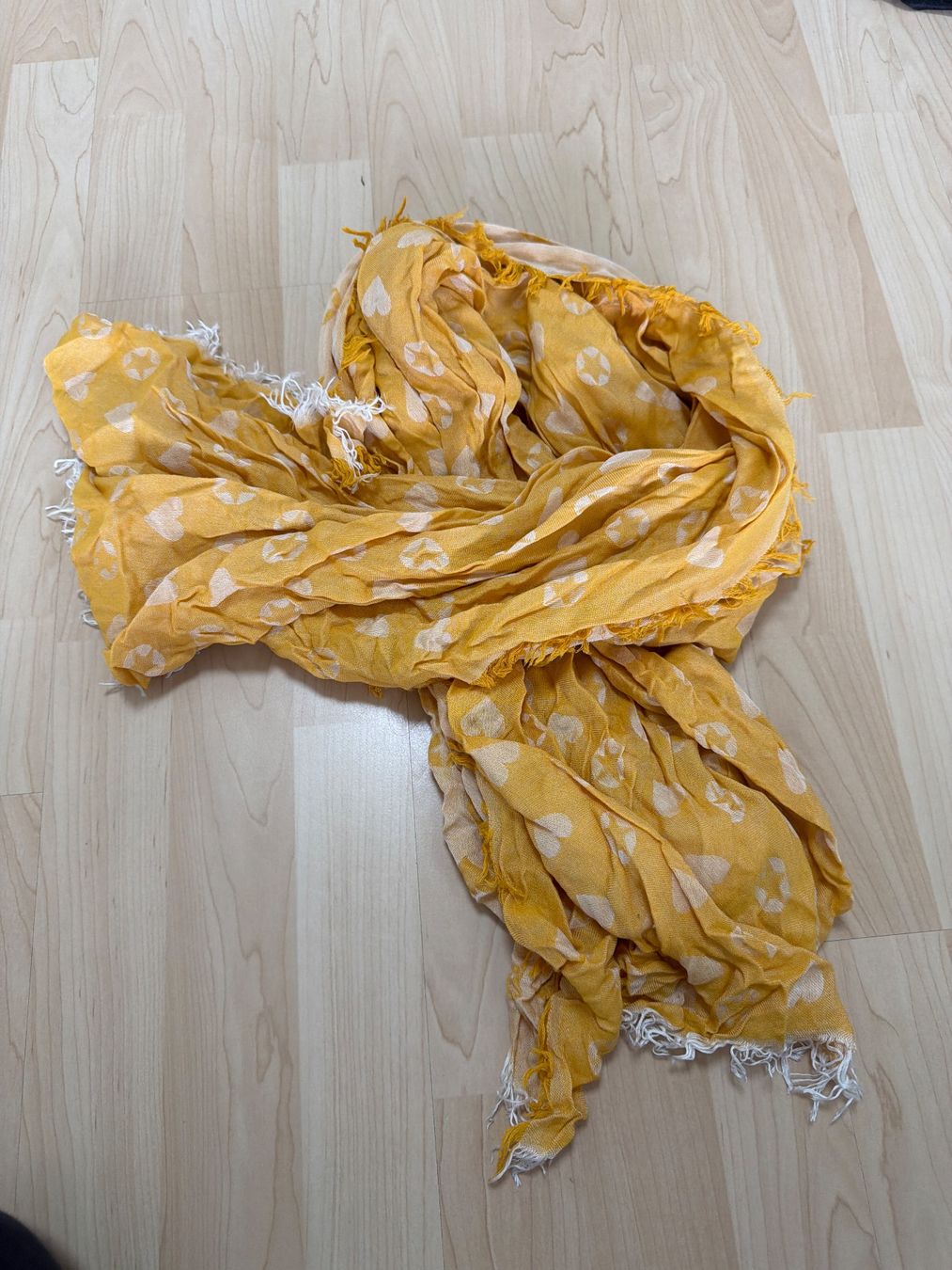 Foulards, Tücher & Schals: Schal von Rich&Royal – Gebraucht aus Steffisburg von elle013