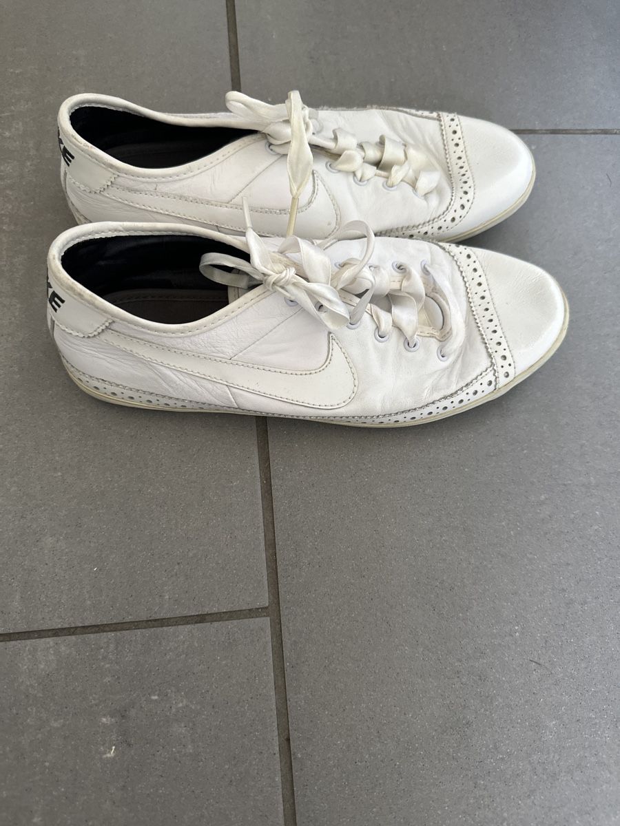 Nike Scarpe da donna: Nike Schuhe Grösse 38,5 – Usato da Zürich venduto da Rania68 1