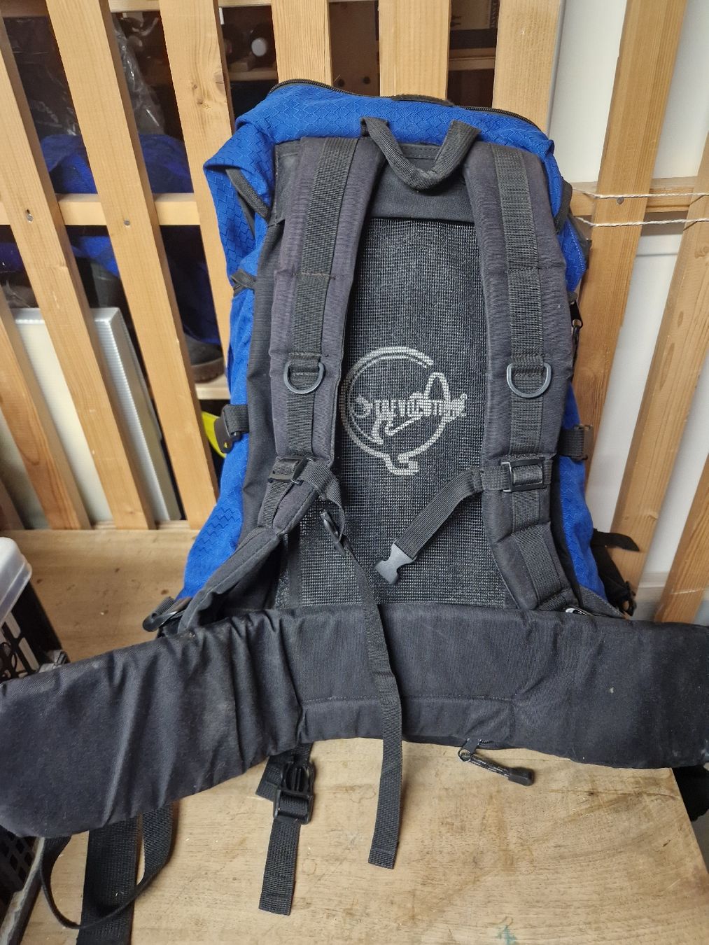 Rucksäcke: Rucksack Blau Grau Trekking gebraucht – Gebraucht aus Zürich von thehulk01 1