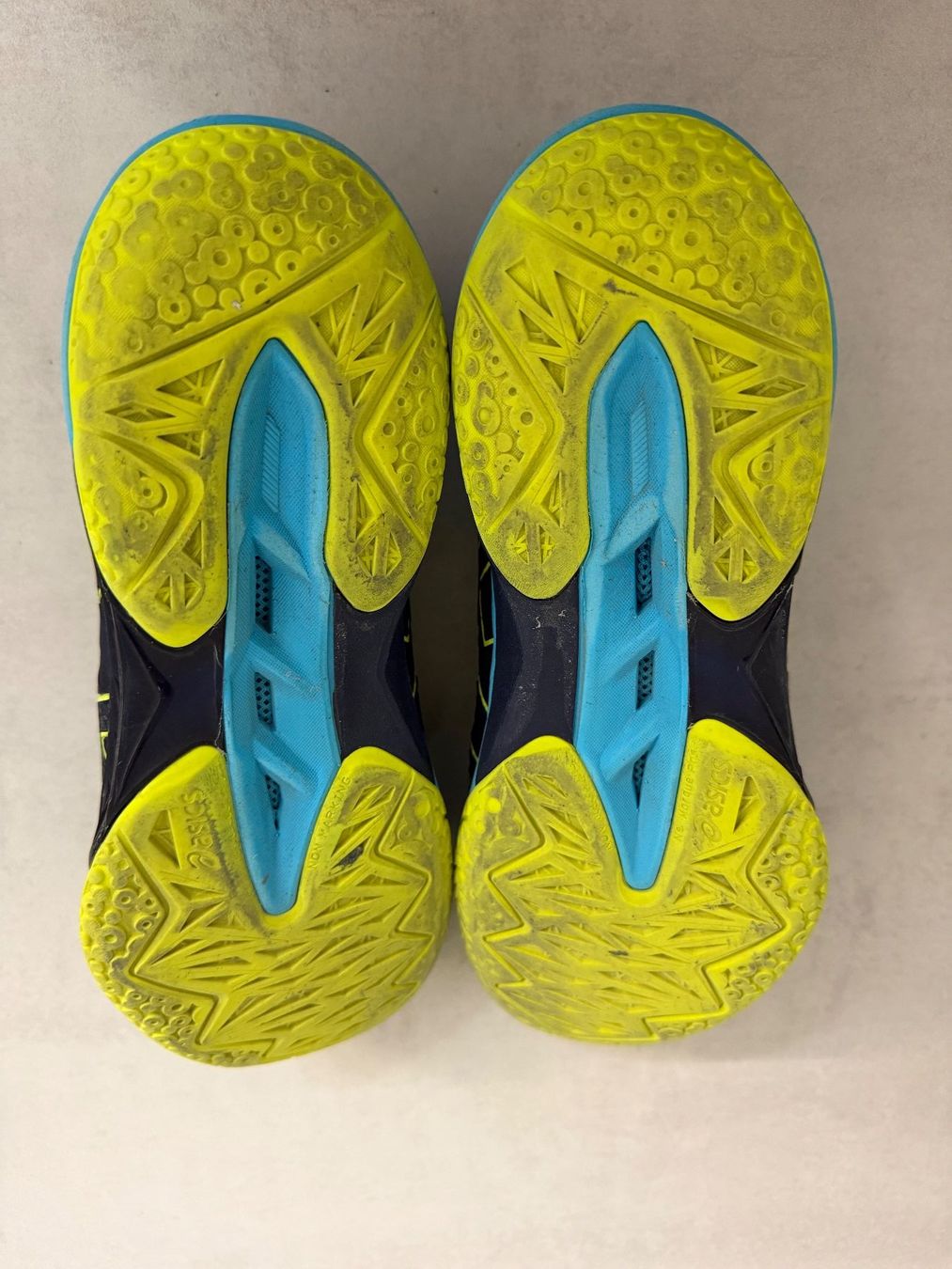 Asics Scarpe da uomo: ASICS Hallenschuhe BLAST FF Grösse 42 – Usato da Geroldswil venduto da Jeremy11 4