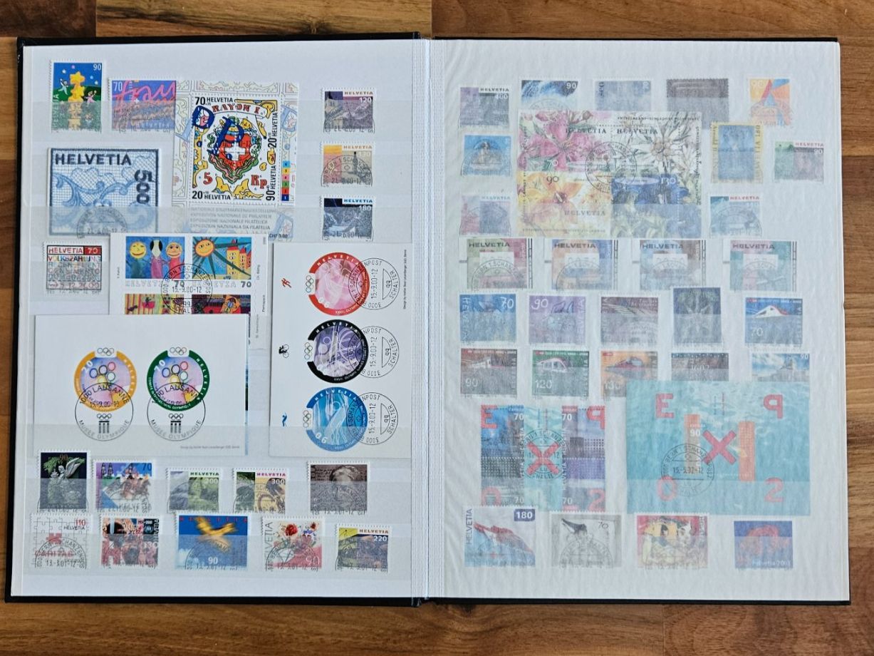 Alle Briefmarken: Schweizer-Sammlung von 1996-2007, kompl. inklusive Vignetten – Gebraucht aus Uznach von Rayonii 2