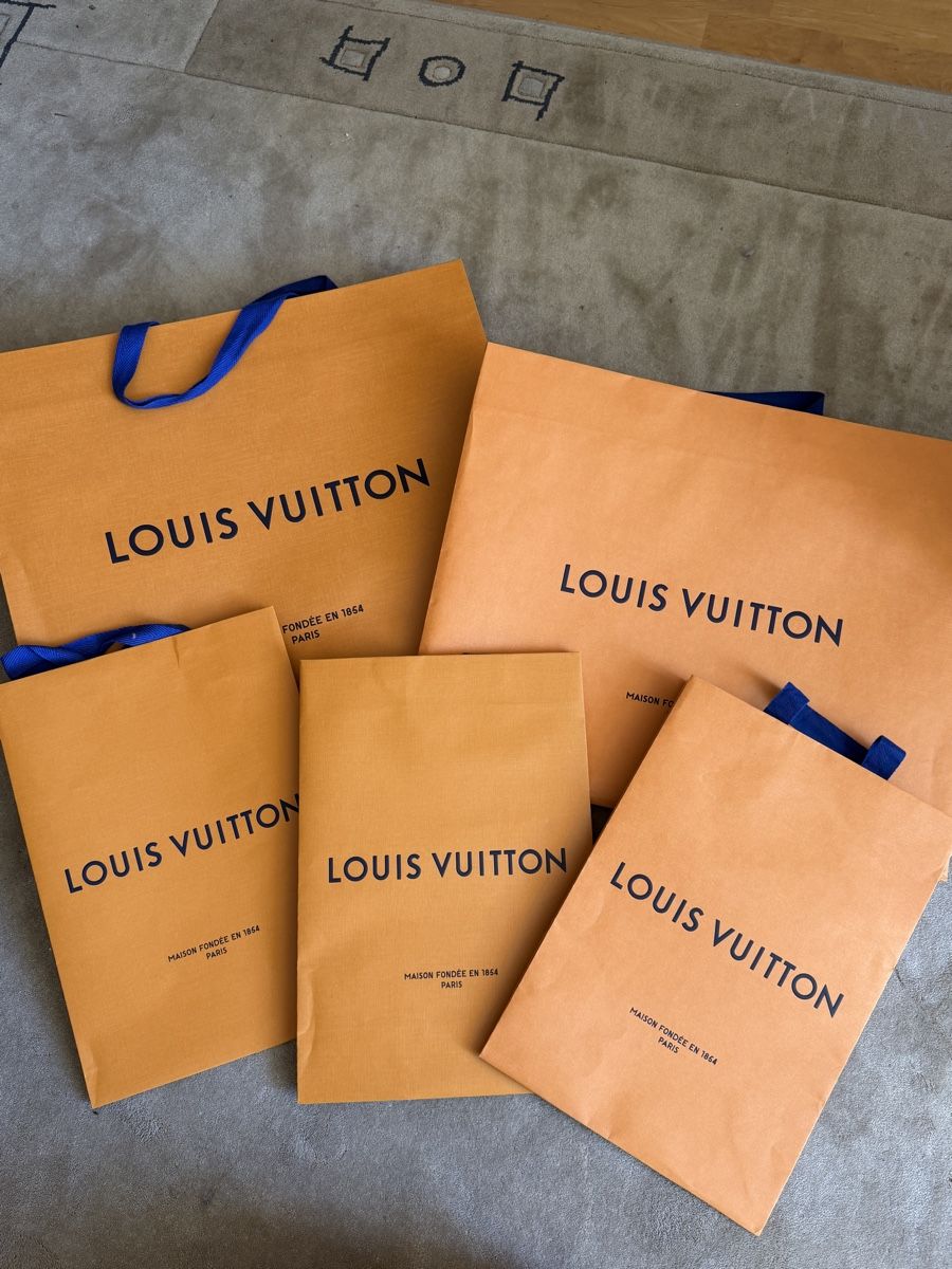 Louis Vuitton Borse: Louis Vuitton Einkaufstaschen Orange – Nuovo (secondo la descrizione) da Gals venduto da sop_s7mz