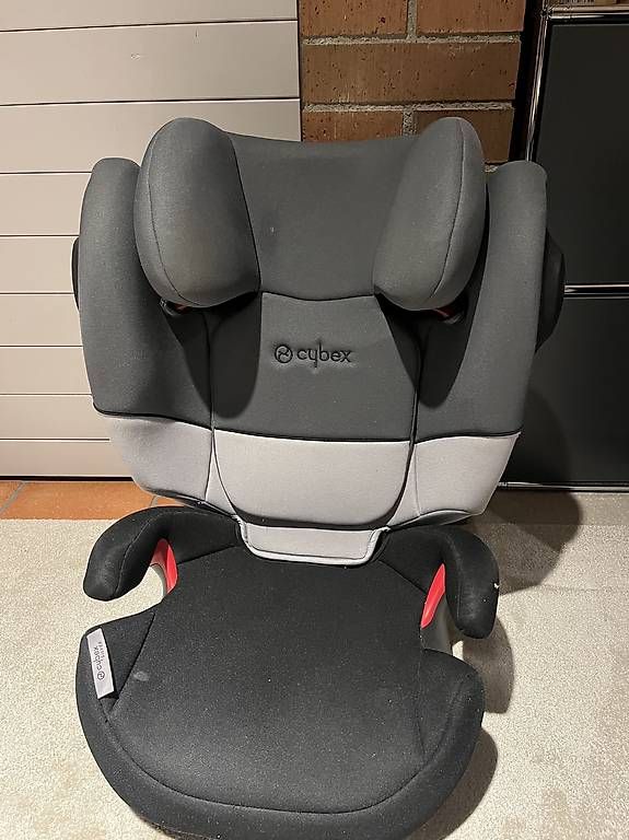 Seggiolini per auto: Sicherer Cybex-Kindersitz – Usato da Ittigen venduto da Heffalumpi