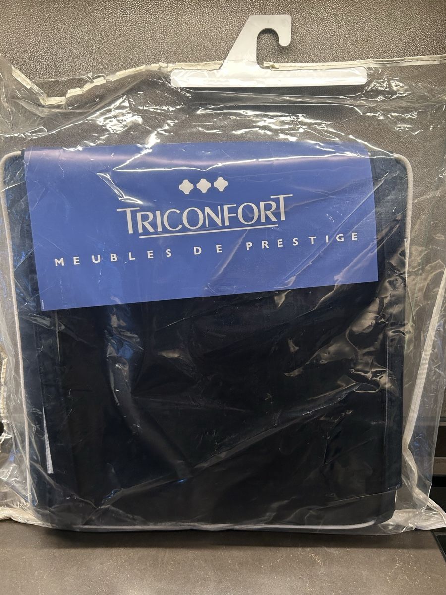 Kissen: Triconfort Sitzauflage neu – Neu und originalverpackt aus Glattpark(Opfikon) von Cmbe 2