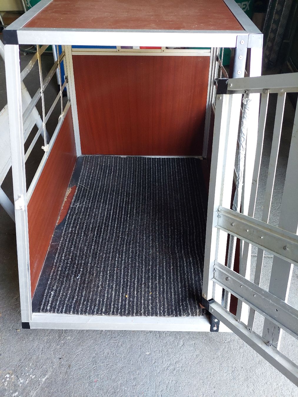 Cages, transport & sécurité: Hundebox – D'occasion à Lichtensteig par rocky510 1