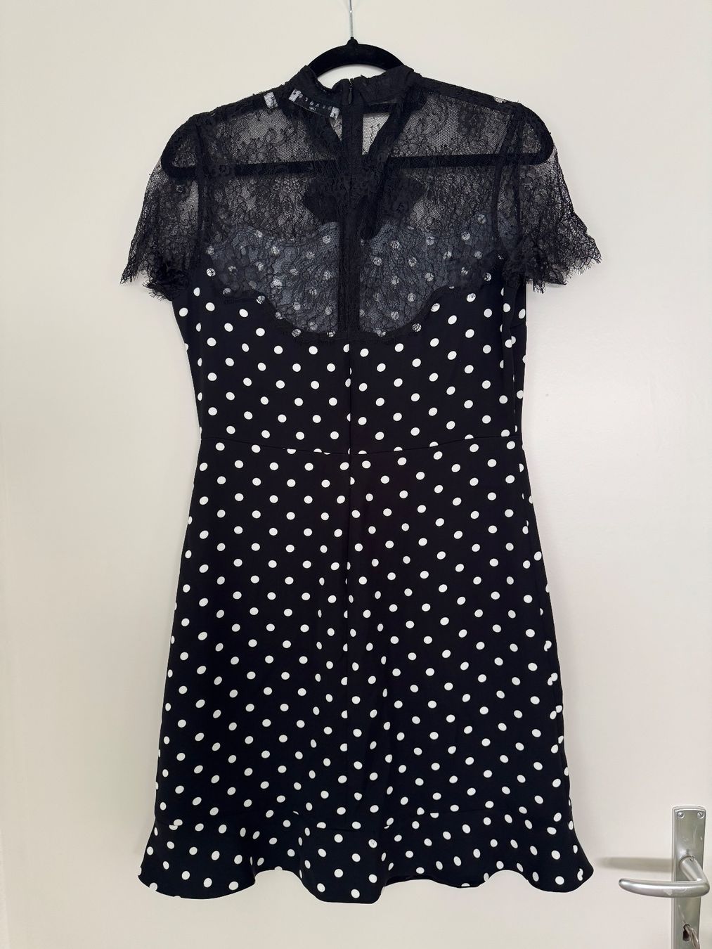 Sandro Vestiti: DRESS SANDRO BLACK SIZE 3 – Nuovo (secondo la descrizione) da Zollikon venduto da Marsat25 2