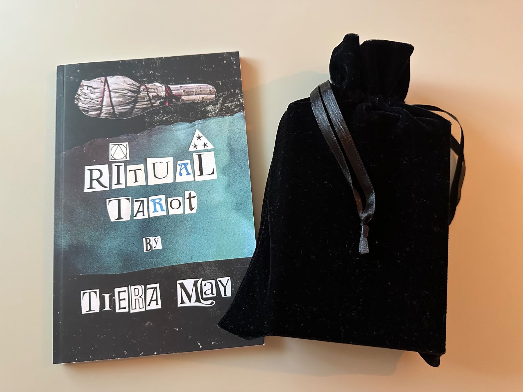 Spiele: Original Ritual Tarot by Tiera May – Gebraucht aus Zürich von giga82