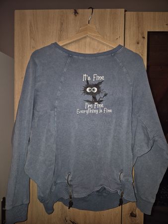 Pullover mit Spruch "It's Fine" 🐱 Gr. M
